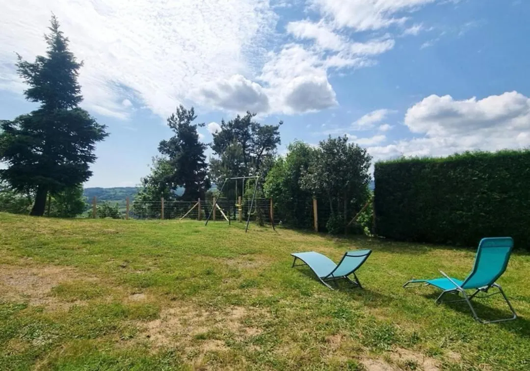 Holiday home Le Temps Des Cerises Villa Saint-Georges-en-Couzan France